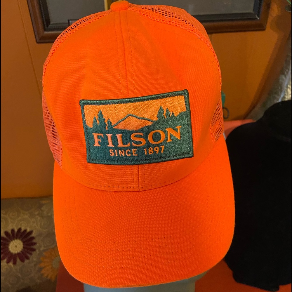 Men Filson  Cap